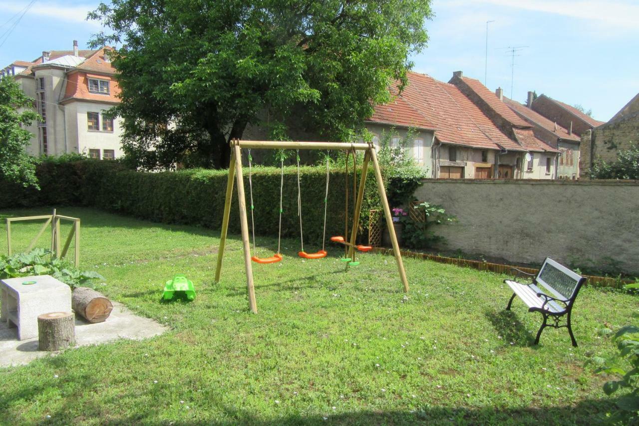 La Belle Endormie - Appartement A Fenetrange Zewnętrze zdjęcie